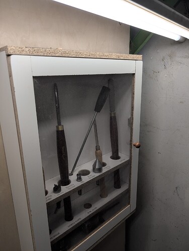 17629537430998626144182719273289