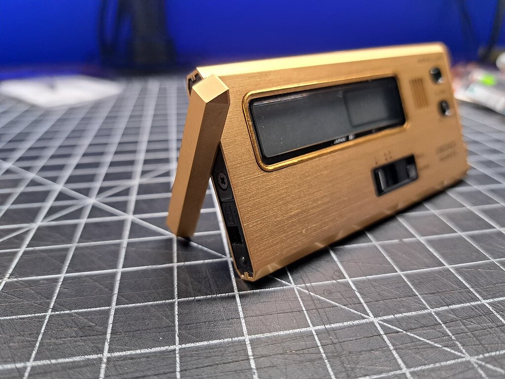 How would you make this mini kickstand? Maker Talk YO! Asmbly