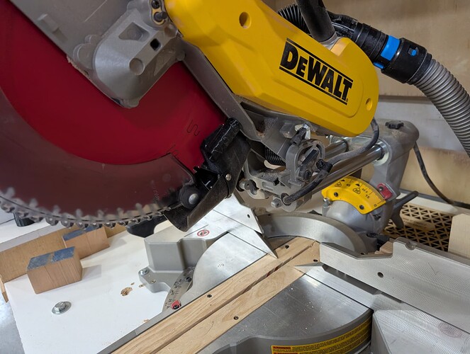 PXL_20251222_175231870